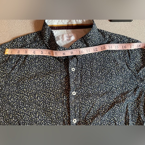 Level Ten Floral Print Long Sleeve Button Down Shirt Size Medium - Picture 7 of 10